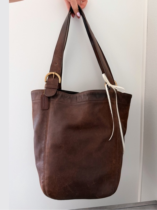 Coach Handbags - Vintage Coach SoHo Mahogany Leather Tote Shoulder Purse